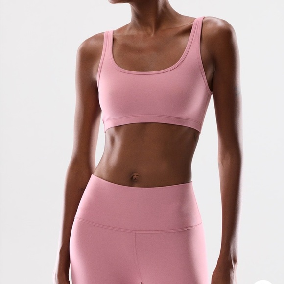 Aritzia Golden Butter Sports Bra - Picture 2 of 7